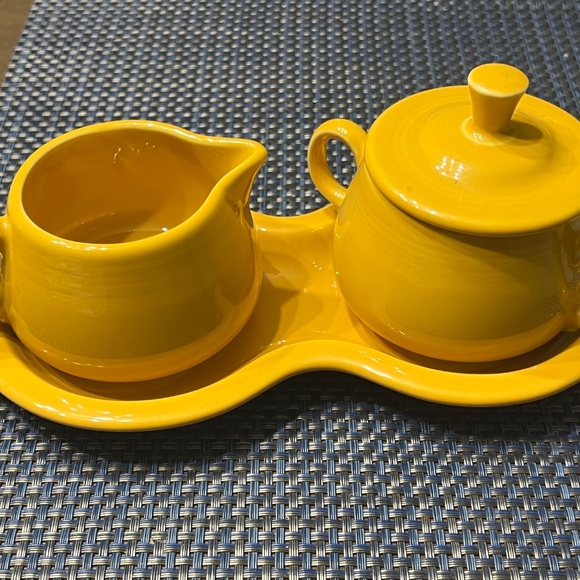 Fiestaware sugar and creamer marigold   RETIRED - Picture 6 of 7